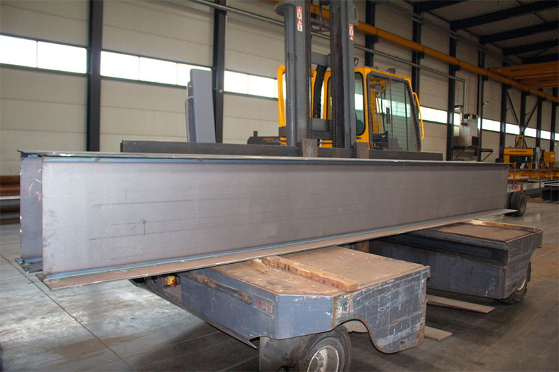 Перевозка заготовок металлоконструкций анкерных опор грузовой транспортной системы SkyWay внутри предприятия