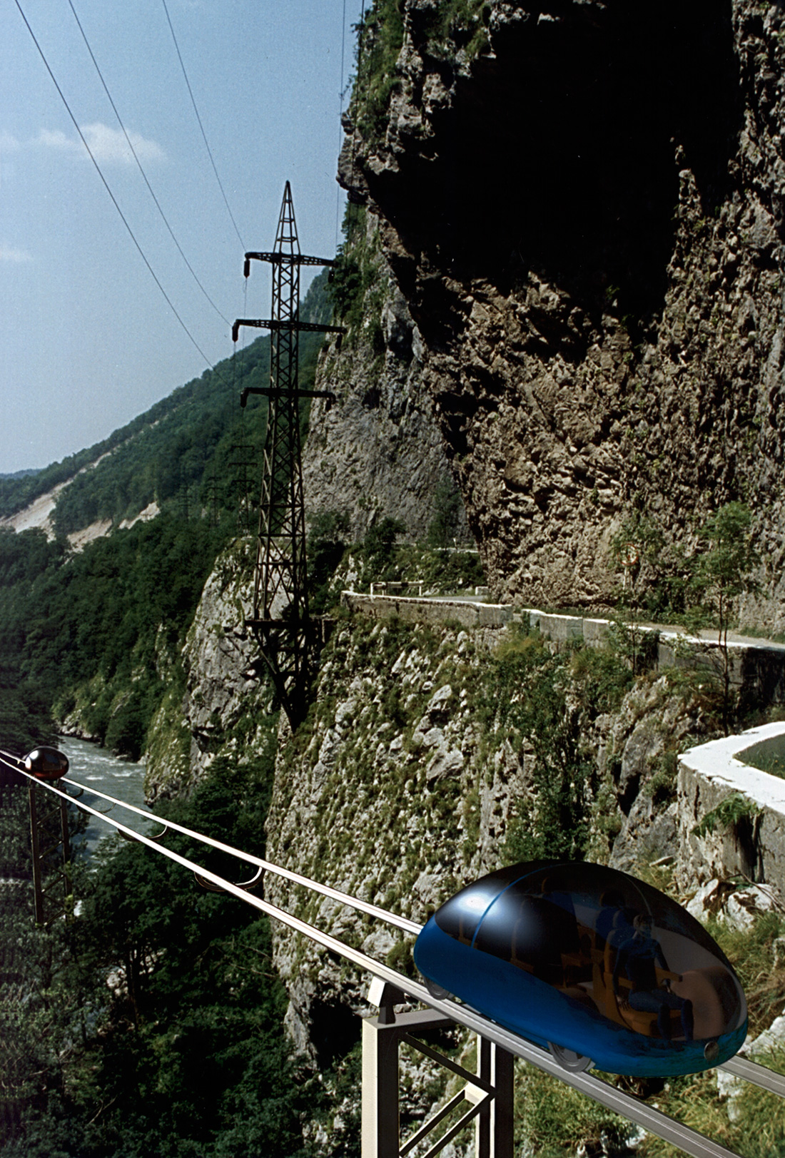 Трасса СТС в горном ущелье