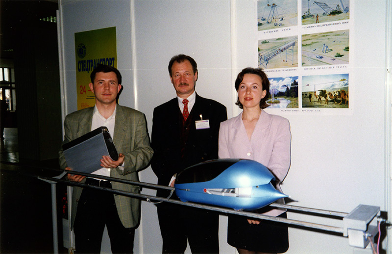 Фотографии с международной выставки СпецТранспорт-99