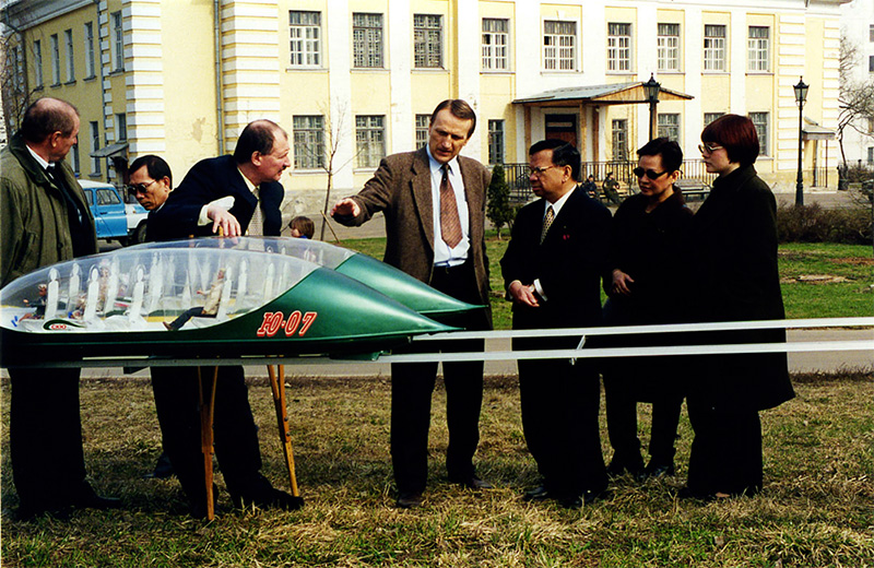 Анатолий Юницкий - Презентация действующей модели СТЮ Послу Филиппин в РФ