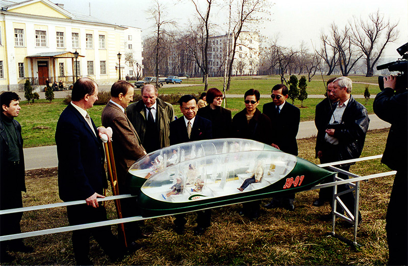 Анатолий Юницкий - Презентация действующей модели СТЮ Послу Филиппин в РФ