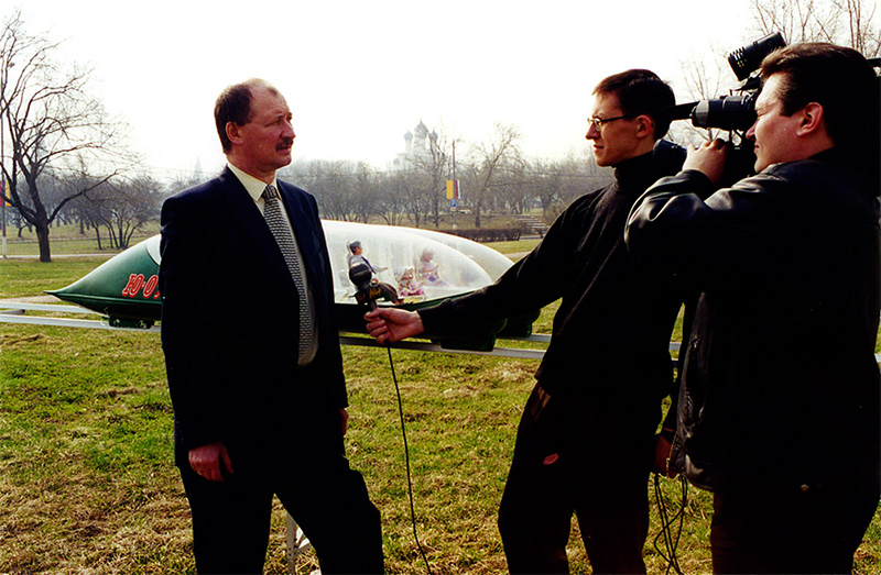 Анатолий Юницкий - Презентация действующей модели СТЮ Послу Филиппин в РФ