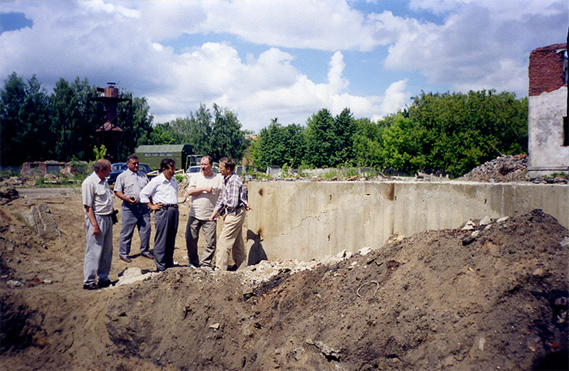 Бизнесмен Квон из Южной Кореи посетил офис в Москве и испытательный полигон струнного транспорта Юницкого в Озёрах для ознакомления с текущим этапом строительства