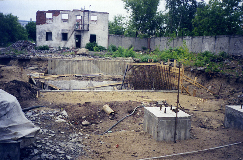 Бизнесмен Квон из Южной Кореи посетил офис в Москве и испытательный полигон струнного транспорта Юницкого в Озёрах для ознакомления с текущим этапом строительства