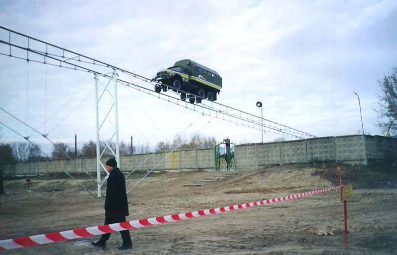 Проведение испытаний по отработке режимов движения имитатора транспортного модуля по путевой структуре