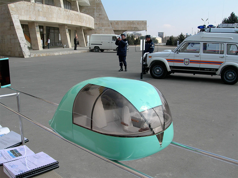 Анатолий Юницкий - Действующая модель СТЮ на выставке - Год России в Азербайджане 2006