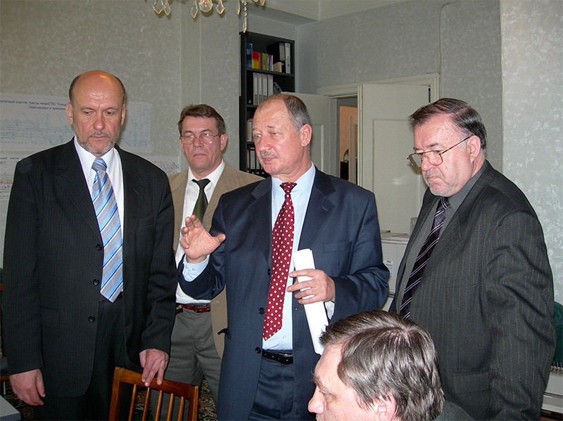 Презентация заместителю мэра города Хабаровска и директору Центра ООН-Хабитат в городе Москве действующей модели подвесного СТЮ