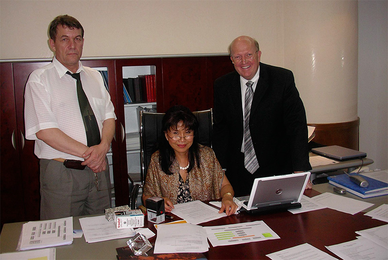 Анатолий Юницкий - Подписание договора о сотрудничестве с компаниями-партнерами из Гонконга и ОАЭ