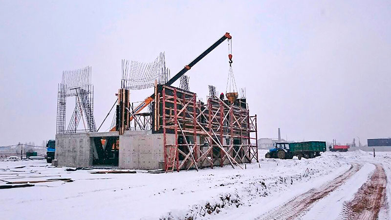 ЭкоТехноПарк SkyWay: бетонирование железобетонной диафрагмы второго этажа транспортно-логистического узла SkyWay, совмещённого с концевой анкерной опорой