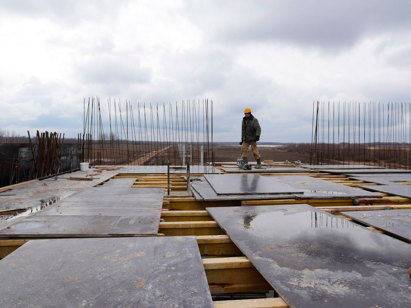 ЭкоТехноПарк SkyWay: начало процесса монтажа перекрытия второго этажа