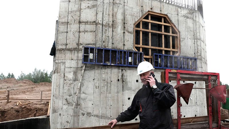 Анатолий Юницкий посетил помещения опытно-экспериментального производства Юнибус и строительную площадку ЭкоТехноПарка, где лично проконтролировал ход работ по всем направлениям и дал ряд распоряжений по оптимизации производственных процессов