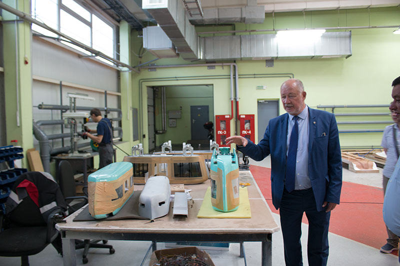 14:40 - Сборка действующих моделей подвижного состава SkyWay в масштабе 1:10