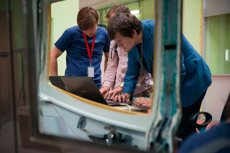 Юнибус и юнибайк SkyWay - финальные приготовления перед отгрузкой на выставку InnoTrans 2016 в Берлине