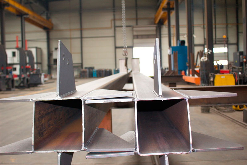 Металлоконструкции промежуточных опор грузовой транспортной системы SkyWay