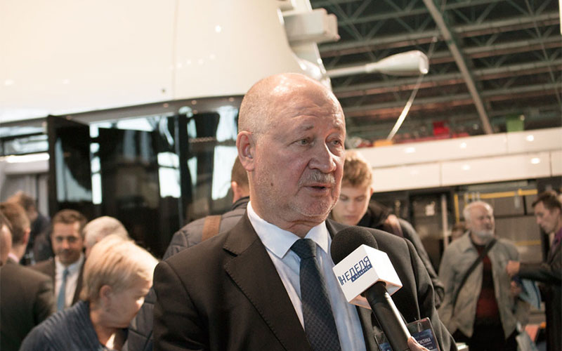 Анатолий Юницкий - подвижной состав SkyWay показан в Минске