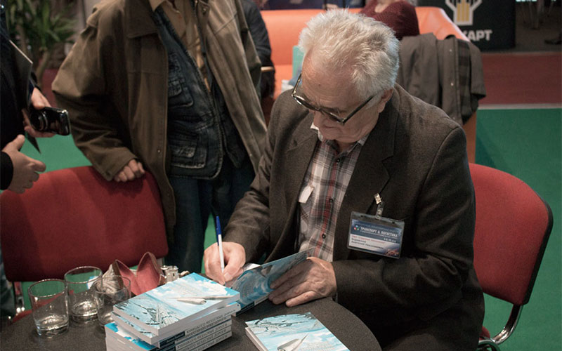 Анатолий Юницкий - подвижной состав SkyWay показан в Минске