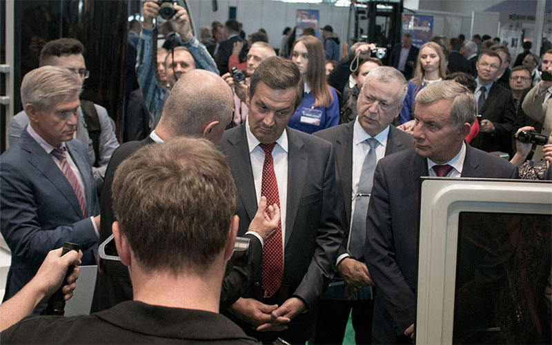 Анатолий Юницкий - подвижной состав SkyWay показан в Минске