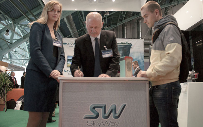 Анатолий Юницкий - подвижной состав SkyWay показан в Минске