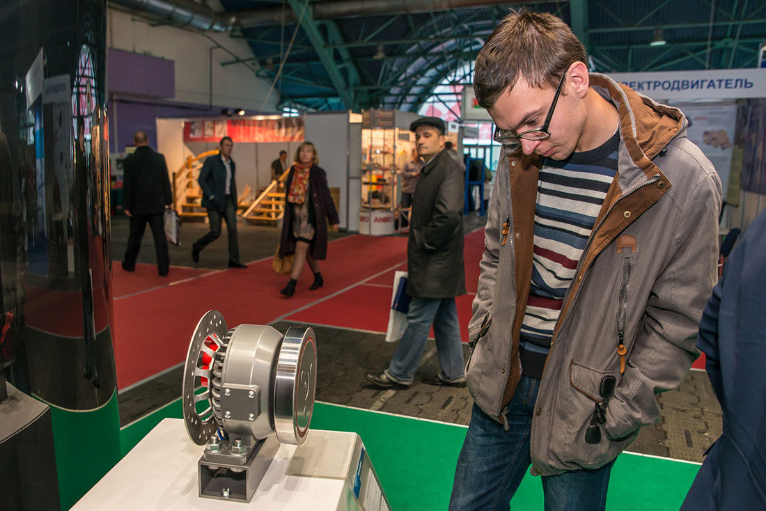 SkyWay: фотографии с выставки Energy Expo 2016