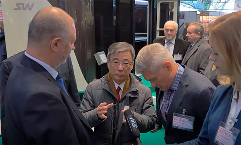 Посещение стенда SkyWay послом Страны восходящего солнца в Беларуси Хироки Токунага, состоявшееся в рамках прошедшей в сентябре выставки Energy Expo 2016 в Минске