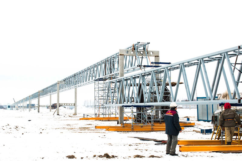 ЭкоТехноПарк SkyWay - осуществляется монтаж ферм путевой структуры высокоскоростной/городской системы