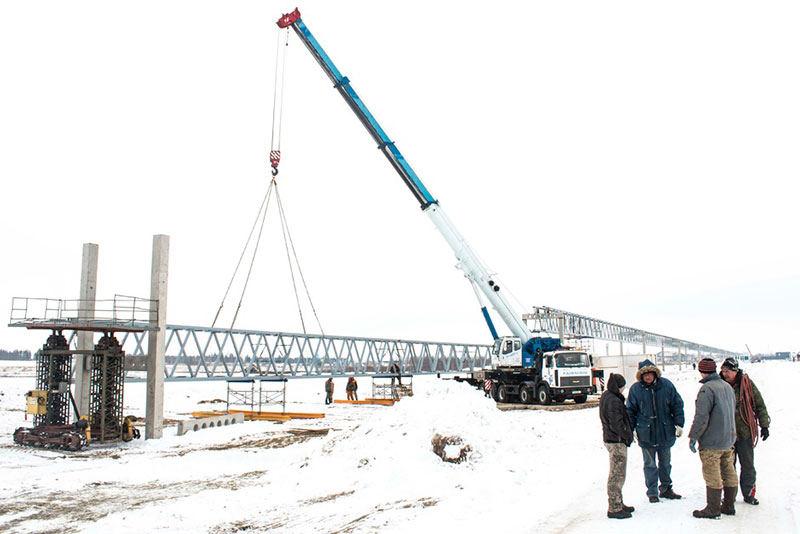 ЭкоТехноПарк SkyWay - осуществляется монтаж ферм путевой структуры высокоскоростной/городской системы