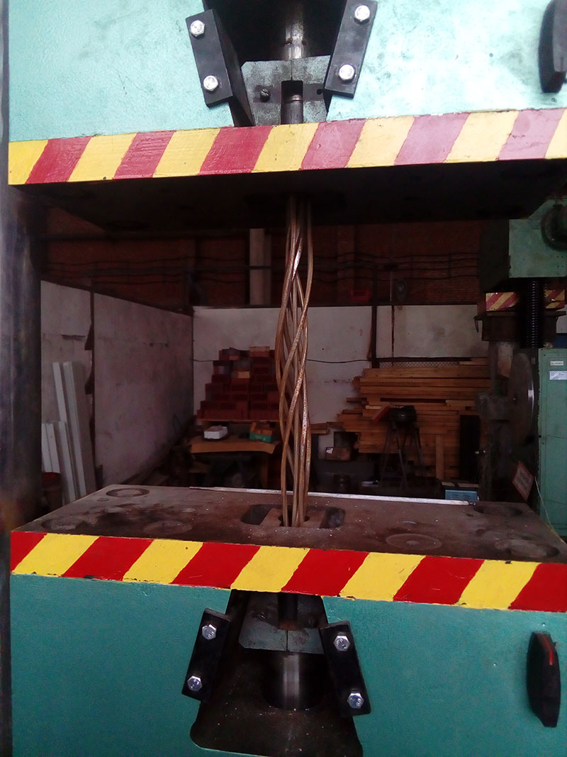 Последние контрольные испытания перед монтажом струн