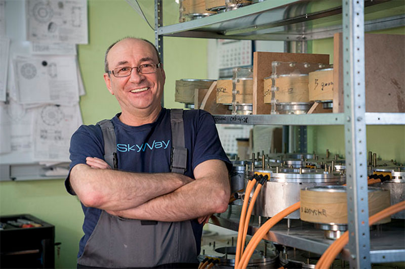 Александр Ковалик - слесарь механосборочных работ электромонтажного участка SkyWay