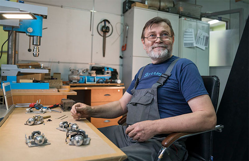 Владимир Альхимович - токарь модельного участка SkyWay