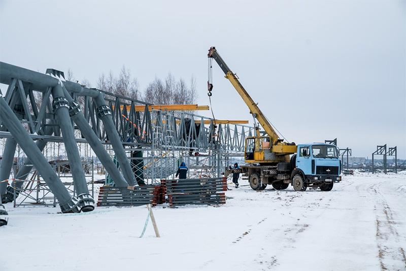 Грузовая трасса SkyWay: установка элементов разворотных колец