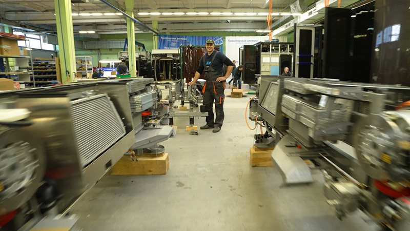 Свежие кадры из цехов опытно-экспериментального производства SkyWay