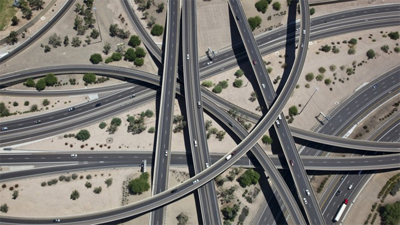 Резонансная публикация о будущем современных транспортных технологий: автомобиль должен умереть