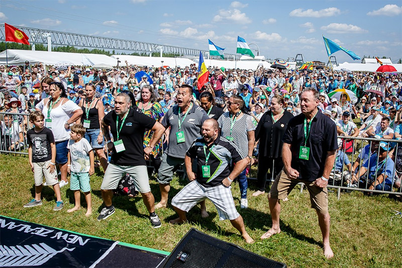 Ритуальный танец Хака в исполнении посетителей ЭкоФеста-2018